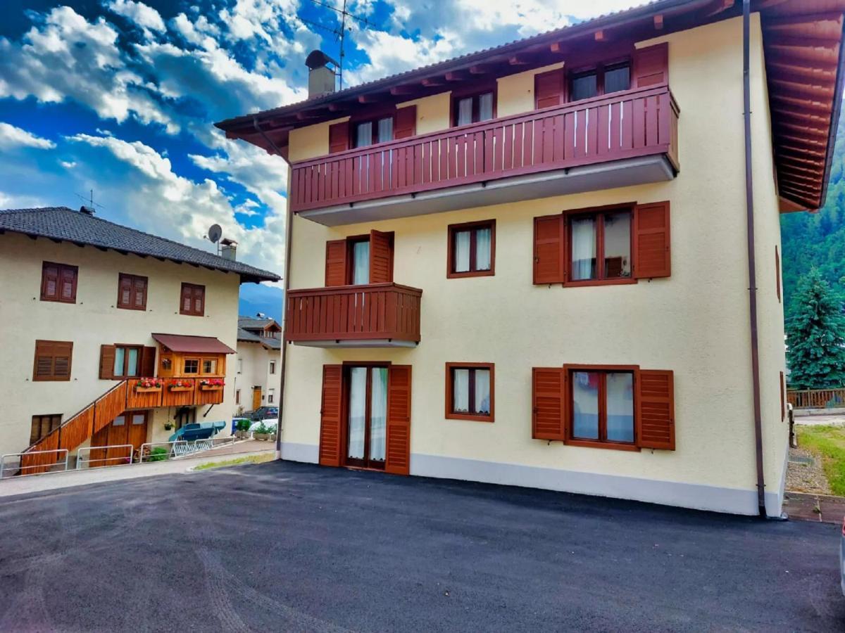 Casa Molini Apartment Malè Exterior foto